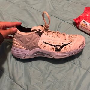 Mizuno Volleyball shoes